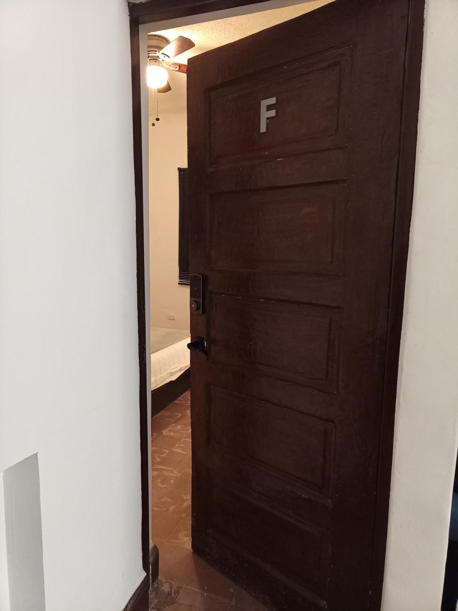Dgm Lofts Mty Mn 960 F Centro Cerca De Todo Appartement Monterrey Buitenkant foto